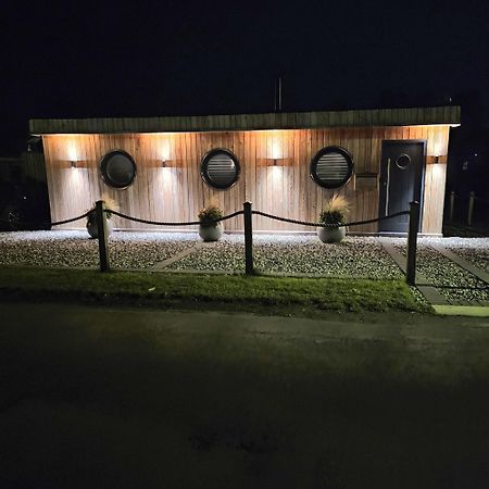 Humberston Boathouse Lodge & Hot Tub - Cleethorpes Beach Cabin Chalet Εξωτερικό φωτογραφία
