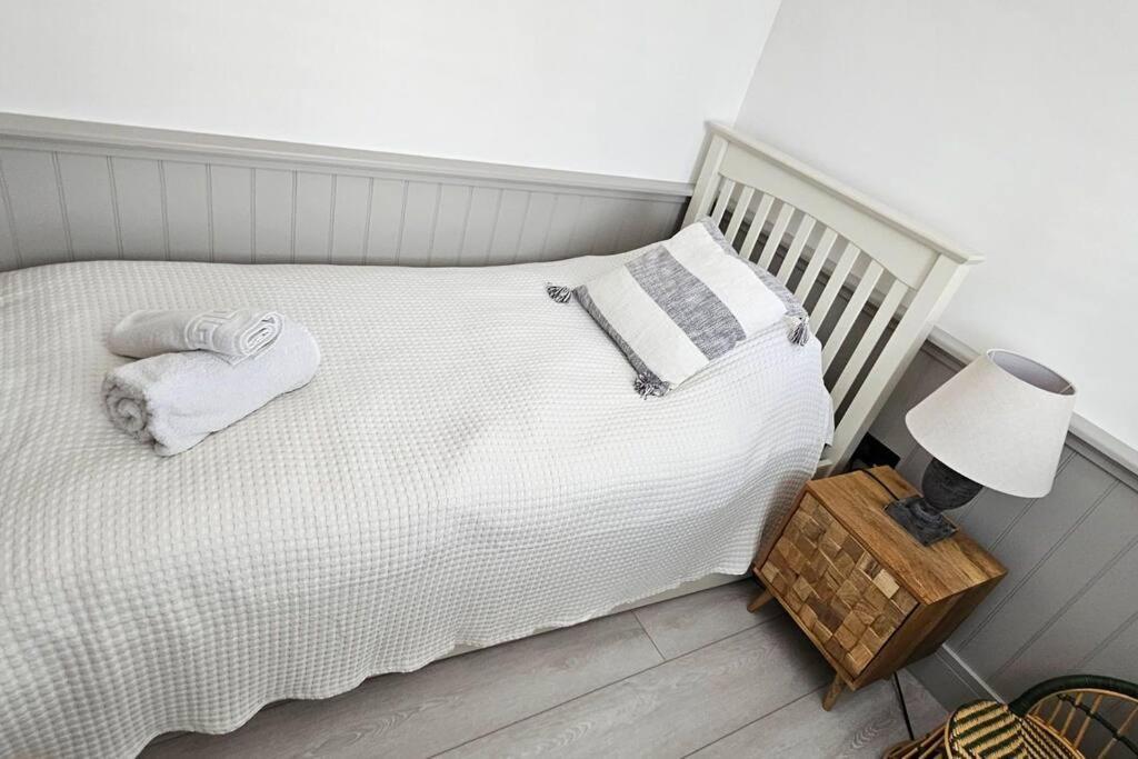 Humberston Boathouse Lodge & Hot Tub - Cleethorpes Beach Cabin Chalet Εξωτερικό φωτογραφία