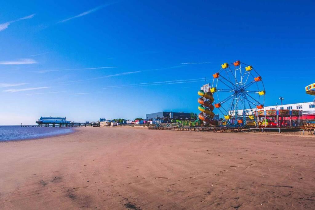 Humberston Boathouse Lodge & Hot Tub - Cleethorpes Beach Cabin Chalet Εξωτερικό φωτογραφία
