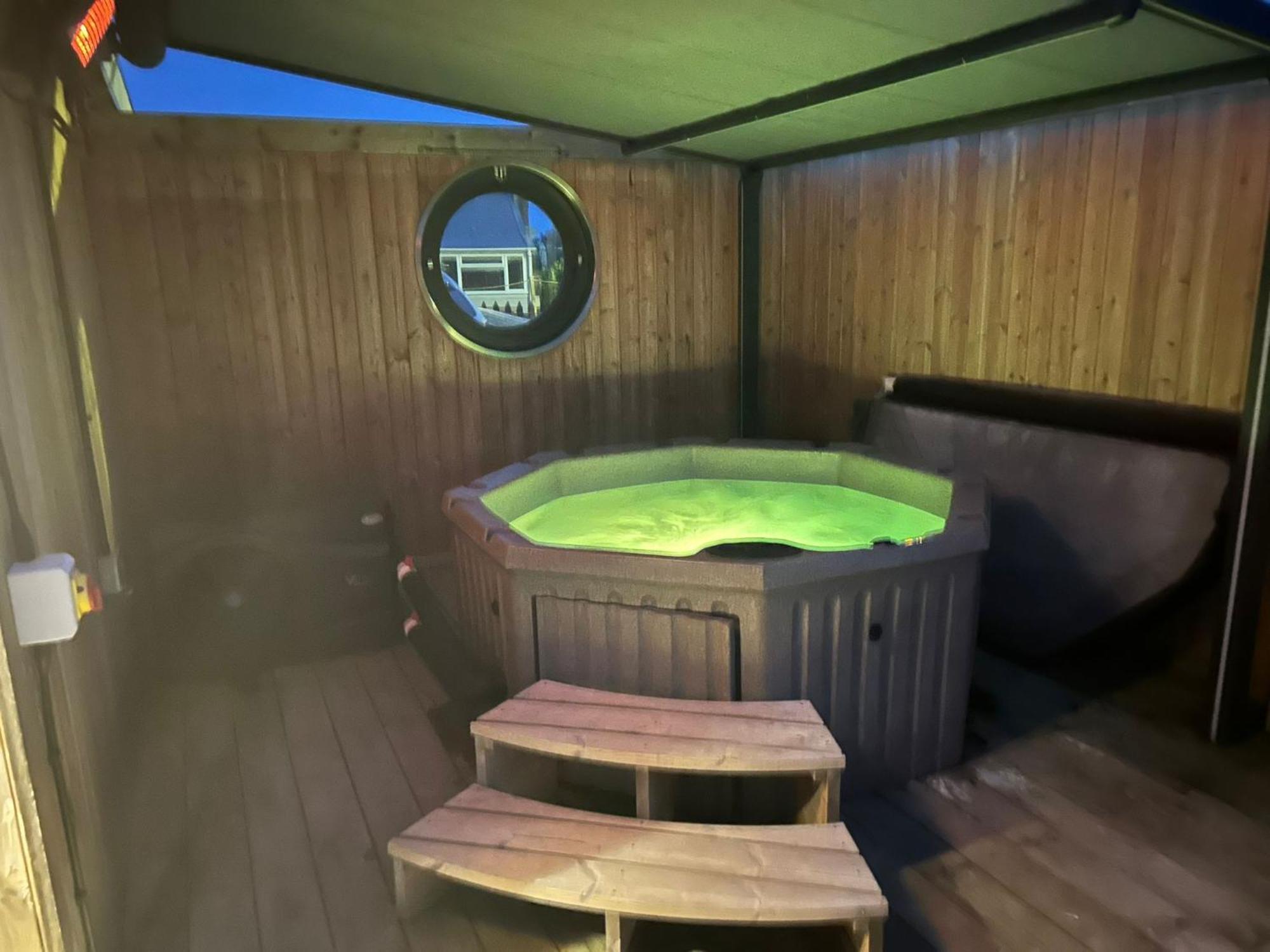 Humberston Boathouse Lodge & Hot Tub - Cleethorpes Beach Cabin Chalet Εξωτερικό φωτογραφία